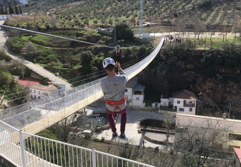 Pack TIROLINA + PUENTE COLGANTE + MULTIAVENTURA